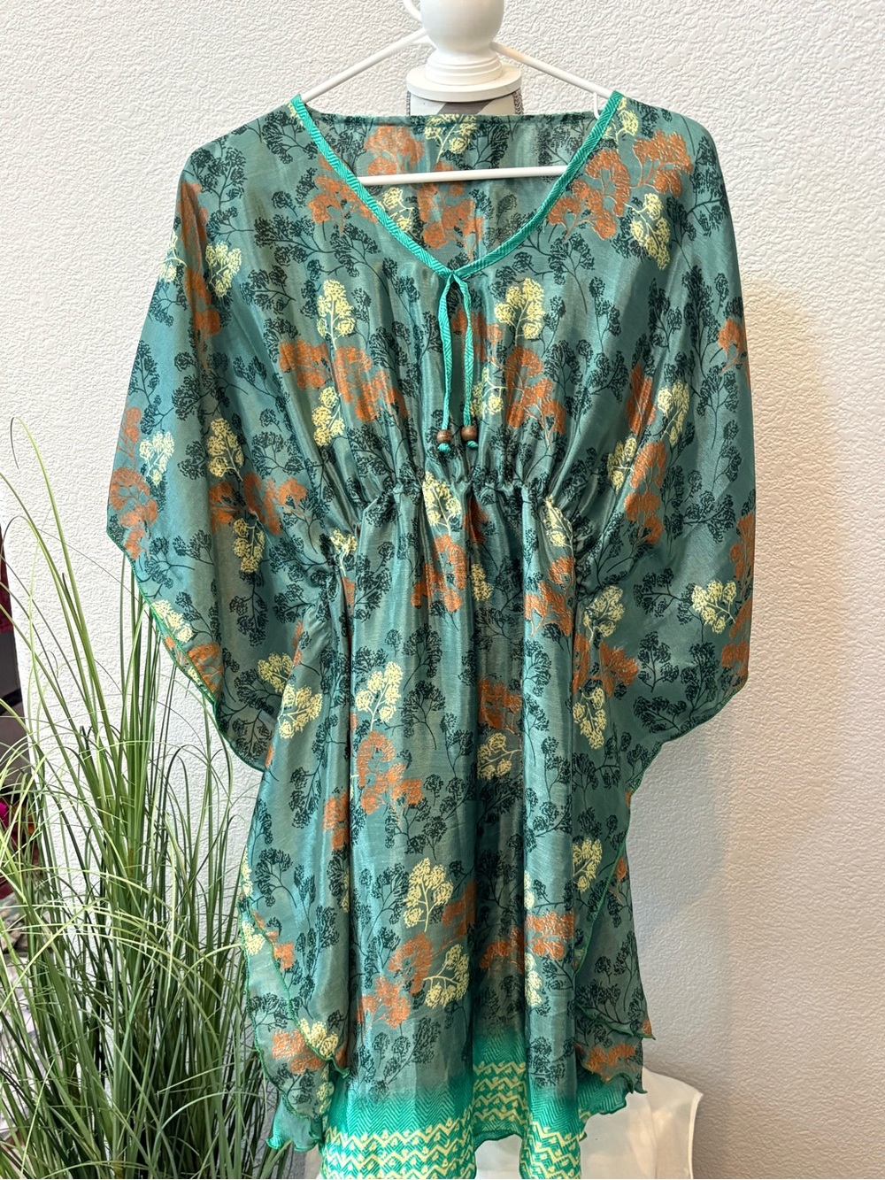 Women's Green Floral Drawstring Tunic Top